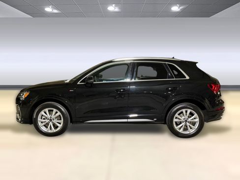 Certified 2025 Audi Q3 2.0T Premium Plus w/ Premium Plus Package AWD/4WD image 2