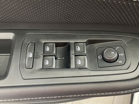 New 2026 Volkswagen Atlas SEL Premium R-Line AWD/4WD image 12