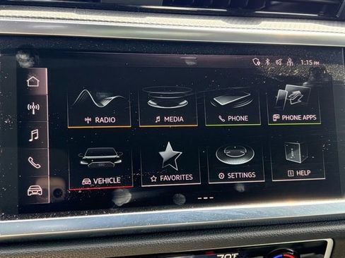 Used 2025 Audi Q3 2.0T Premium w/ Convenience Package image 9