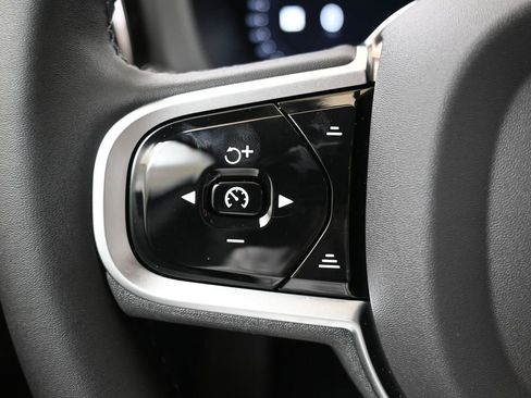 New 2026 Volvo XC60 B5 Plus w/ Protection Package Premier image 26