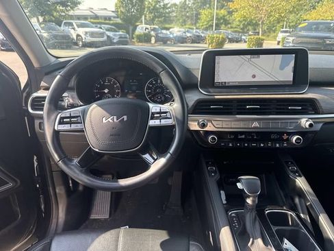 Certified 2022 Kia Telluride EX w/ EX Premium Package FWD image 5