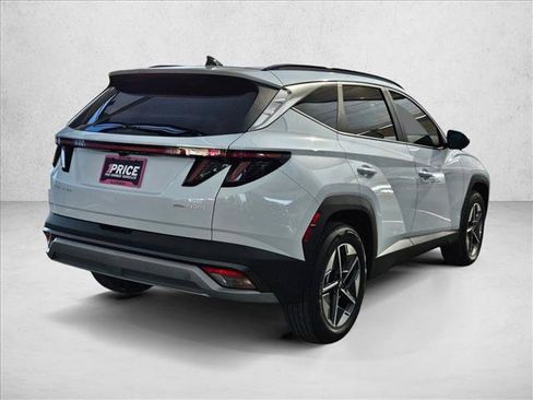 Certified 2025 Hyundai Tucson SEL AWD/4WD image 5