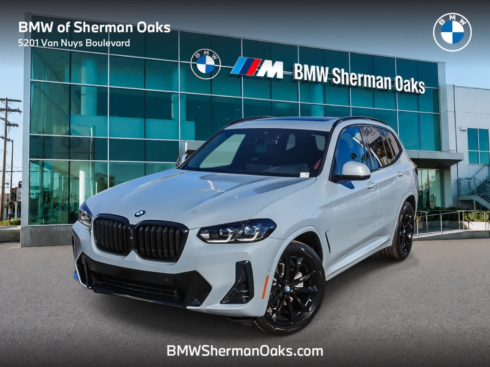 Used 2024 BMW X3 sDrive30i w/ Premium Package RWD image 1