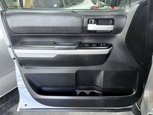 Used 2020 Toyota Tundra SR5 w/ SR5 Upgrade Package image 23