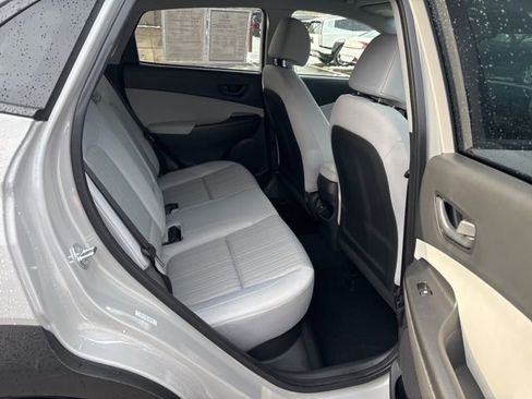 Used 2023 Hyundai Kona SEL image 24