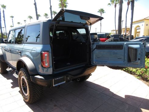 Used 2023 Ford Bronco Badlands w/ Sasquatch Package AWD/4WD image 25