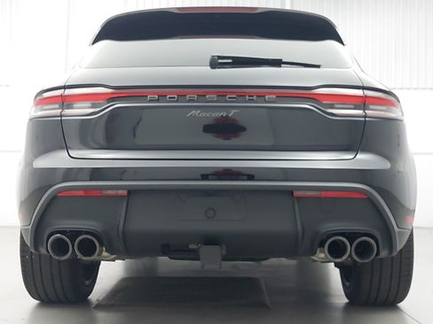 Certified 2026 Porsche Macan Turbo AWD/4WD image 6