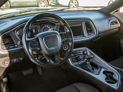 Used 2020 Dodge Challenger SXT w/ Driver Convenience Group image 10