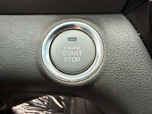 Used 2022 Hyundai Ioniq SE FWD image 35