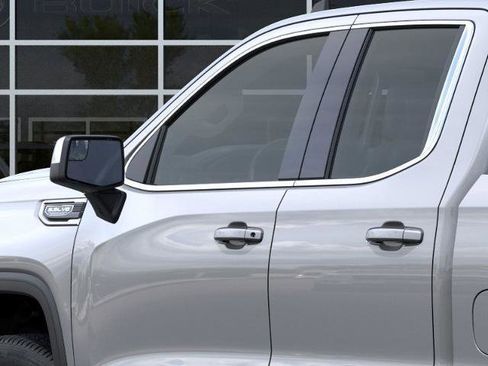 New 2026 GMC Sierra 1500 SLE image 36