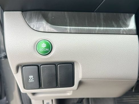 Used 2013 Honda CR-V EX-L image 21