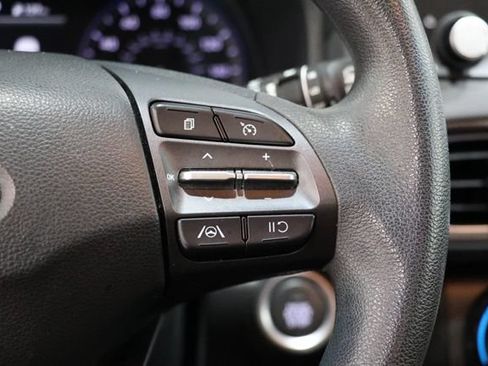 Used 2022 Hyundai Kona SEL AWD/4WD image 21
