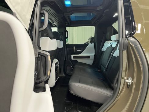 New 2025 GMC Hummer EV 3X image 11