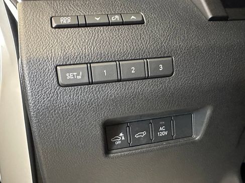 Used 2024 Lexus GX 550 AWD/4WD image 6