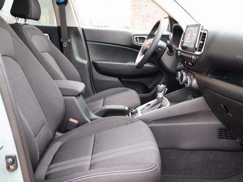 New 2026 Hyundai Venue SEL image 10