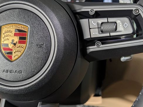 New 2026 Porsche Macan AWD/4WD image 38