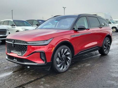 New 2026 Lincoln Nautilus Reserve w/ Jet Appearance Package image 8