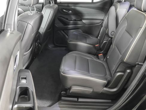Used 2023 Chevrolet Traverse Premier w/ Redline Edition image 34
