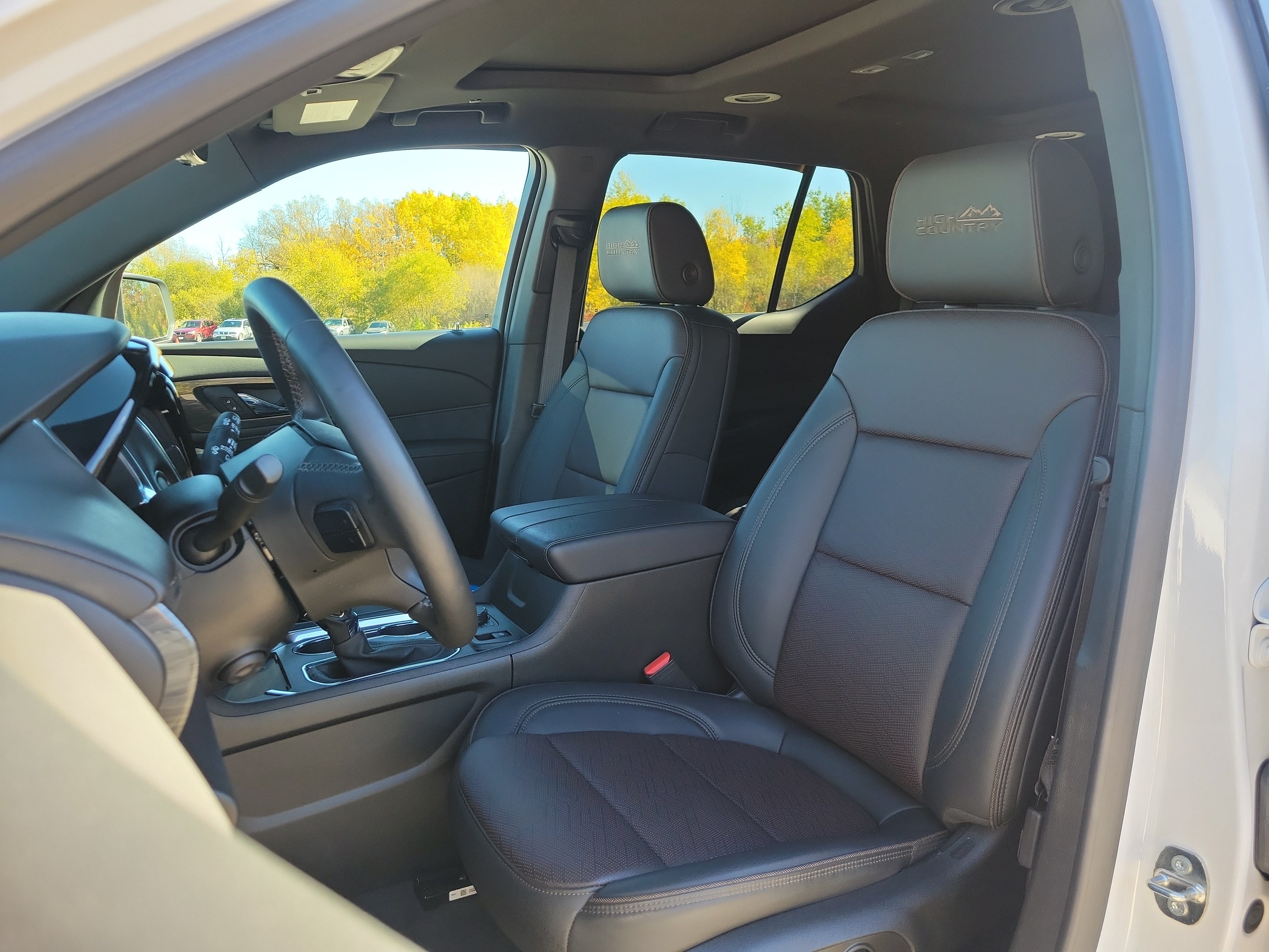 Used 2023 Chevrolet Traverse High Country w/ LPO, Floor Liner Package AWD/4WD image 14
