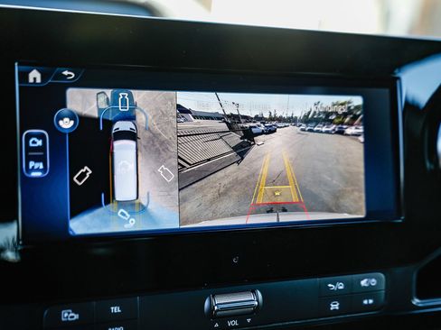 New 2025 Mercedes-Benz Sprinter 2500 image 24