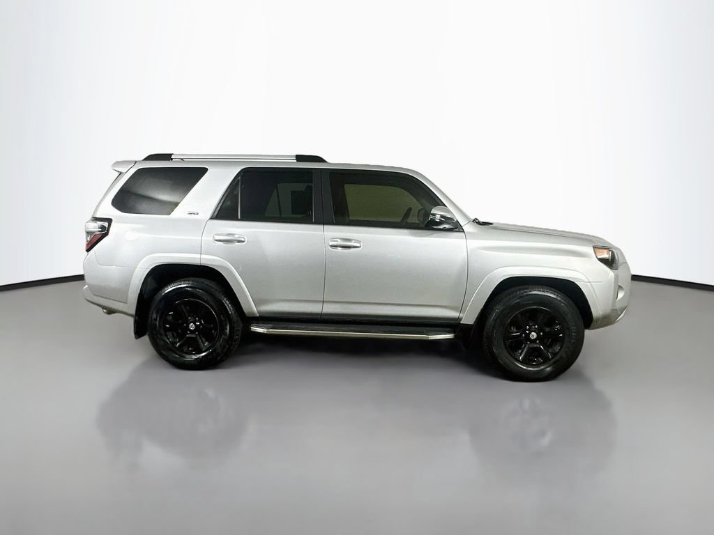 Used 2022 Toyota 4Runner SR5 Premium w/ Moonroof Package RWD image 7