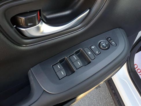 New 2026 Honda HR-V LX image 11