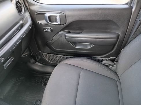 Used 2023 Jeep Wrangler Unlimited Sport AWD/4WD image 11