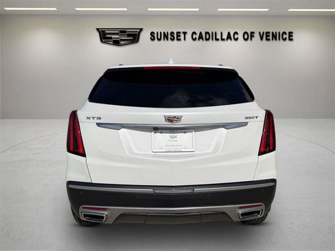 Used 2022 Cadillac XT5 Premium Luxury image 4