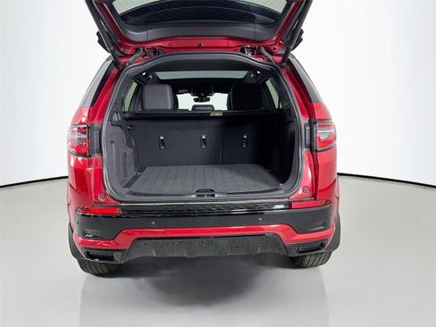 Certified 2023 Land Rover Discovery Sport SE R-Dynamic AWD/4WD image 26