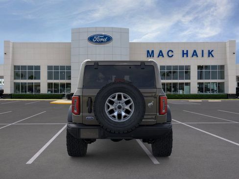 New 2025 Ford Bronco Badlands image 5