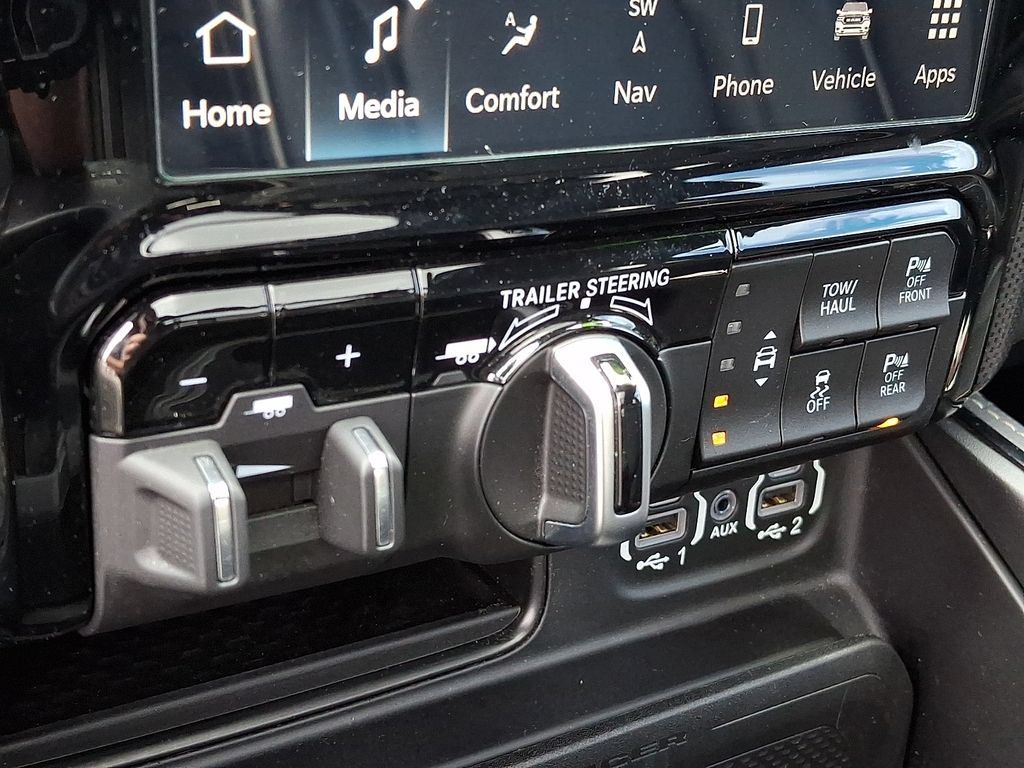Used 2024 RAM 1500 Limited AWD/4WD image 25