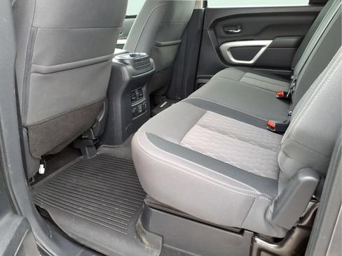 Used 2023 Nissan Titan SV w/ SV Convenience Package AWD/4WD image 16
