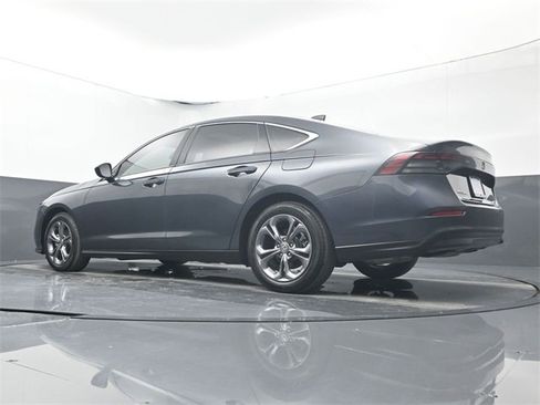 Used 2024 Honda Accord EX image 21