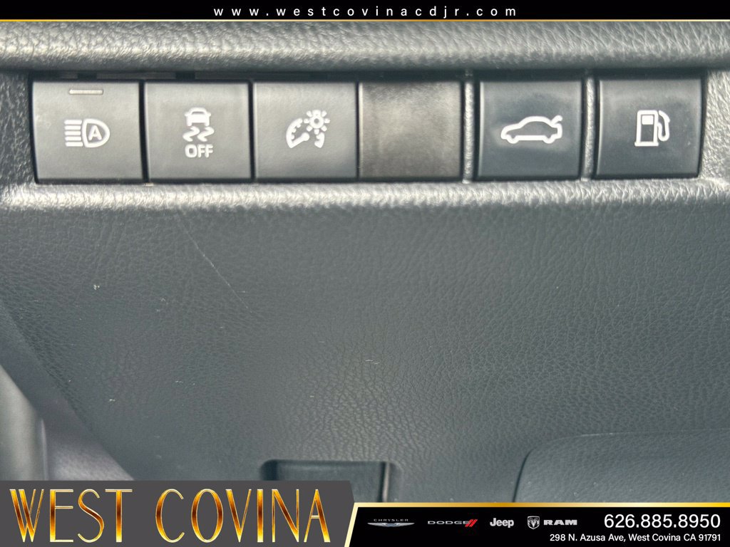 Used 2025 Toyota Camry LE FWD image 21