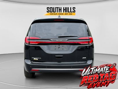 New 2027 Chrysler Pacifica Select