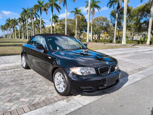 Used 2011 BMW 128i 128i Convertible 2D image 16