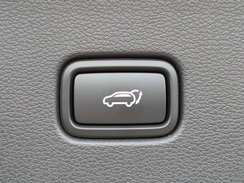 Certified 2026 Kia Sportage SX FWD image 11