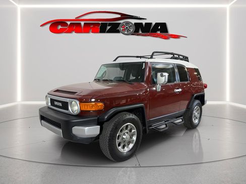 Used 2011 Toyota FJ Cruiser 2WD w/ Upgrade Pkg image 4