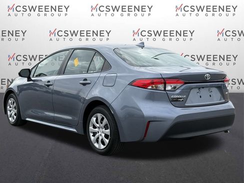 Used 2025 Toyota Corolla LE image 3