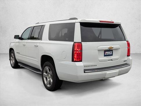 Used 2018 Chevrolet Suburban Premier RWD image 7
