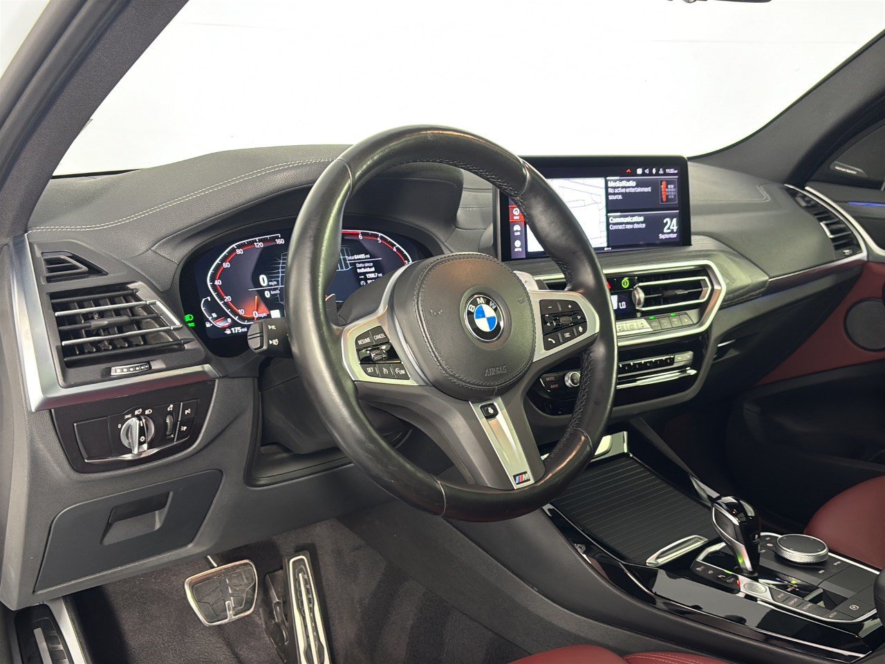 Used 2023 BMW X3 sDrive30i w/ M Sport Package RWD image 4