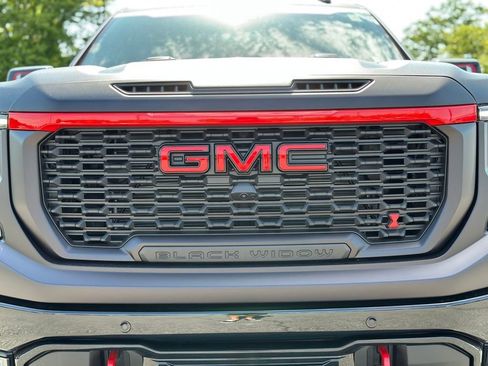 New 2026 GMC Sierra 1500 AT4 w/ AT4 Premium Package AWD/4WD image 39