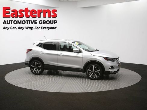 Used 2022 Nissan Rogue Sport SL w/ Premium Package AWD/4WD image 46