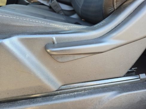 Used 2024 Chevrolet Silverado 2500 LT image 27