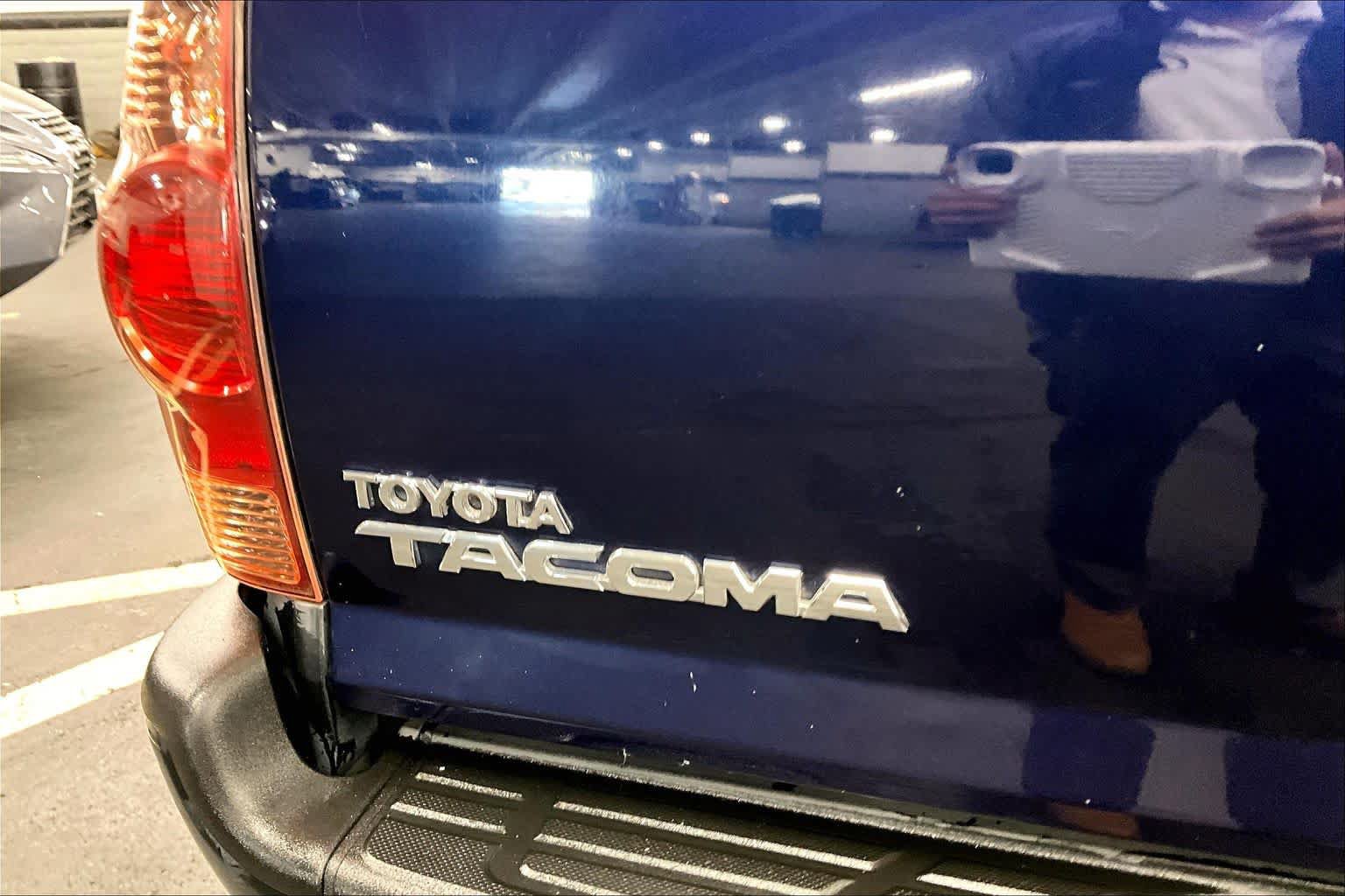 Used 2012 Toyota Tacoma 2WD Double Cab w/ Convenience Pkg image 9