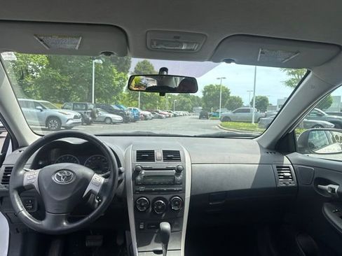 Used 2009 Toyota Corolla S FWD image 10