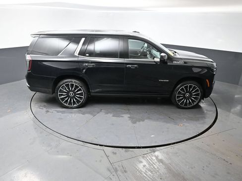 New 2026 Chevrolet Tahoe High Country AWD/4WD image 35