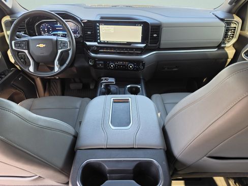 Used 2022 Chevrolet Silverado 1500 LTZ image 15