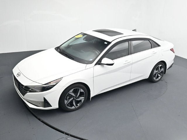 Used 2023 Hyundai Elantra Limited w/ Cargo Package FWD image 37
