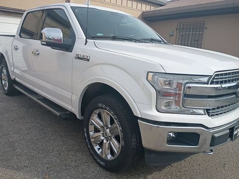 Used 2018 Ford F150 Lariat w/ Equipment Group 502A Luxury AWD/4WD image 7